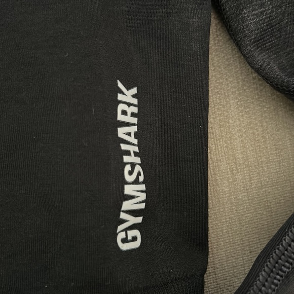 NWT Gymshark top ombré black gray - Picture 3 of 4